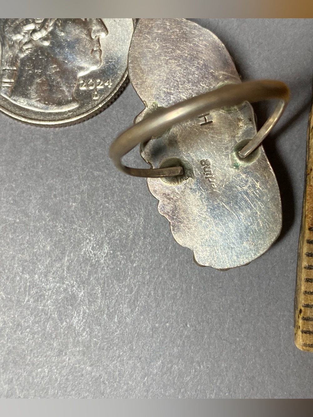 Vintage Navajo sterling silver blue turquoise ring size 8.5 - Picture 4 of 6